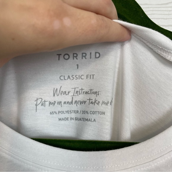 Torrid Graphic T-Shirt Classic Fit Size 1X - Picture 3 of 8